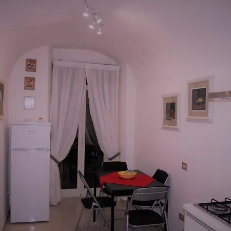 Дом отдыха Casa Nel Cuore Di Centro Storico Неаполь