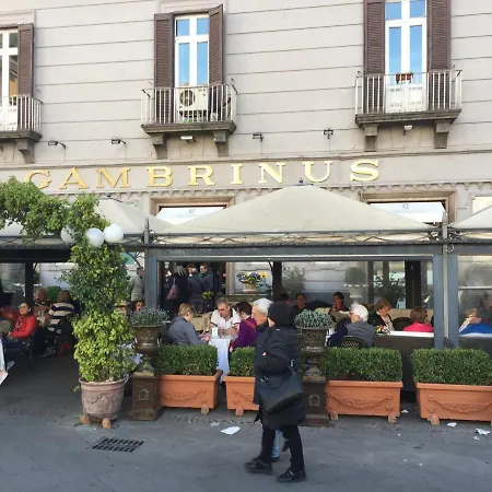 Casa Nel Cuore Di Centro Storico Дом отдыха Неаполь