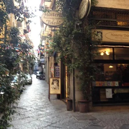 Casa Nel Cuore Di Centro Storico * Неаполь