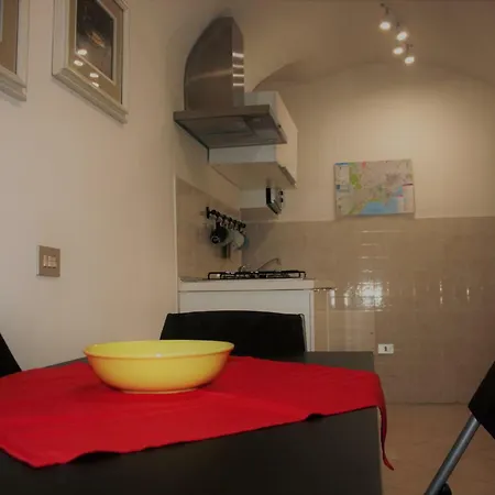 Дом отдыха Casa Nel Cuore Di Centro Storico Неаполь